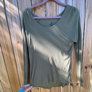 Volcom top